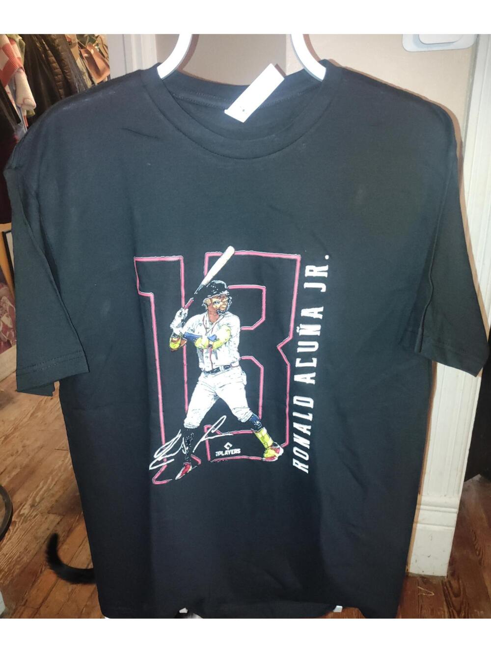 NEW - Ronald Acuna Jr. #13 T-shirt - L - Atlanta braves